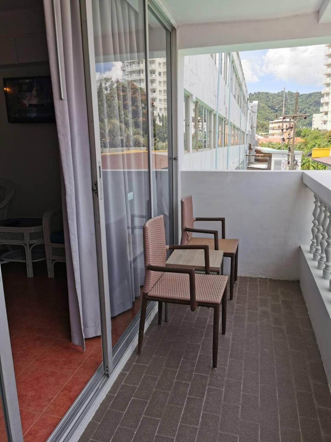 ON Hotel Phuket - SHA Plus Karon Exterior foto